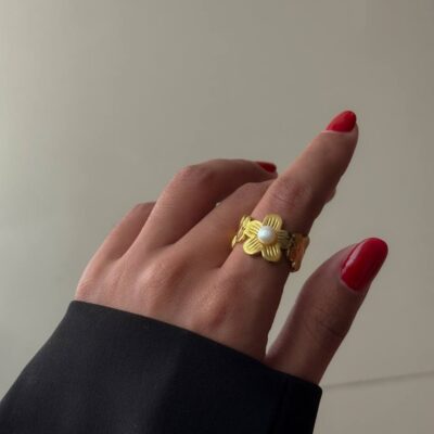 Anillo Larisa