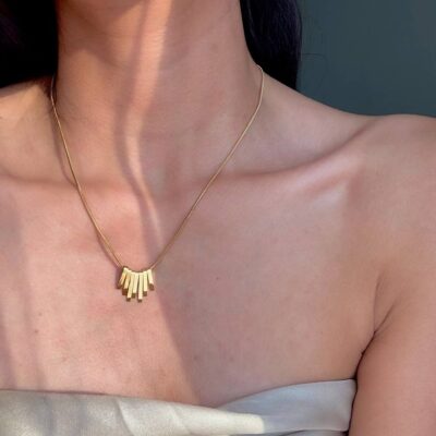 Collar Daniela